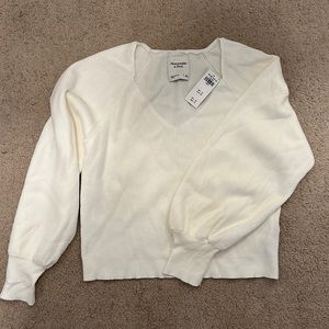 Abercrombie Cream Crop Sweater
